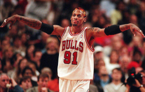 魅力十足罗德曼自曝湖人女老板曾追自己交往半年乔丹都羡慕他