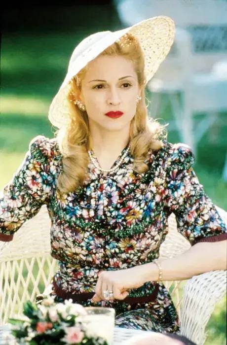 贝隆夫人我都翻出来看了又看.