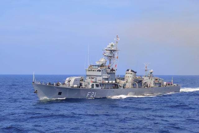 10艘053h1型护卫舰,现役仅剩553韶关舰,待拆那艘或是545临汾舰_腾讯