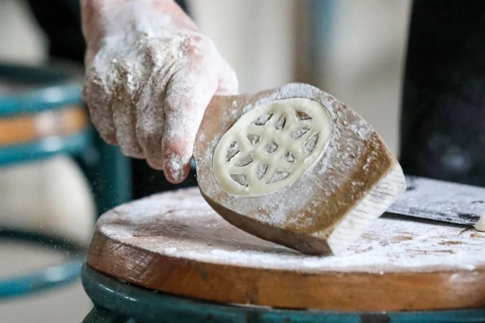 油角弯弯糖环碌碌谢岗人飘香迎春