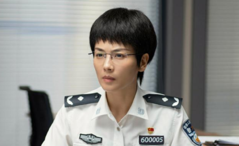 女明星红唇造型新闻联播_山西新闻最近联播直播_新闻视频联播