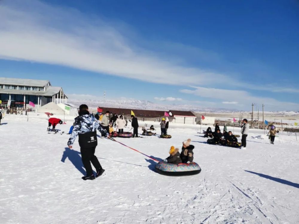 哈密红星乐园滑雪场图片