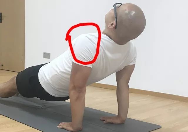 瑜伽反台式练习中常见的2个错误新同学一定要注意