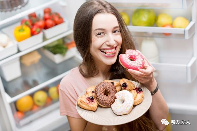 从心理学角度剖析为什么女人喜欢吃点心