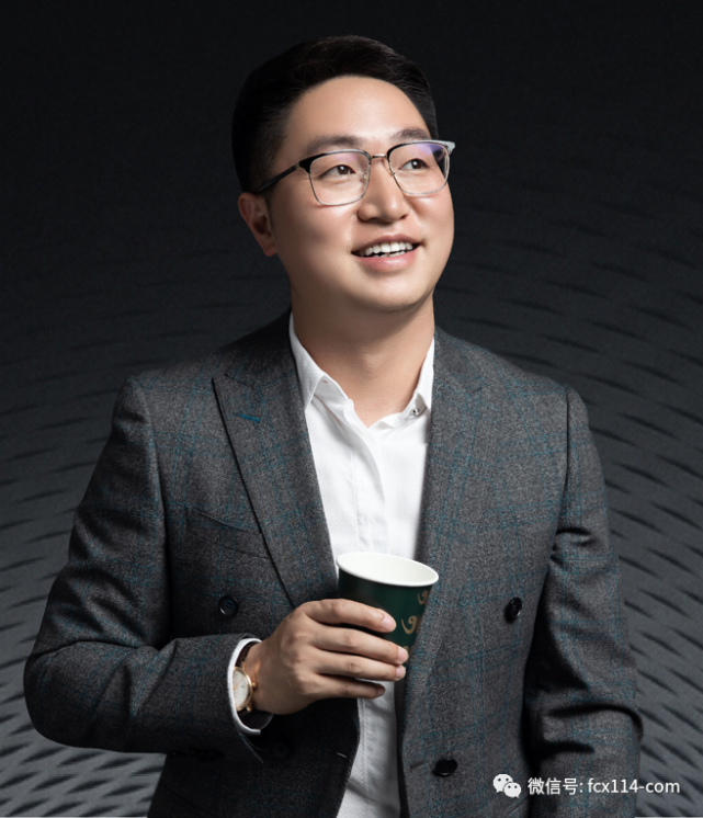 李先生举报,在参加一场交流会议时发现以消费云南宣威火腿就能送股权