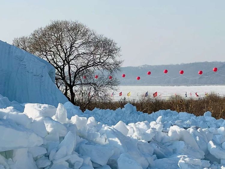 七律寒天雪雨外五首