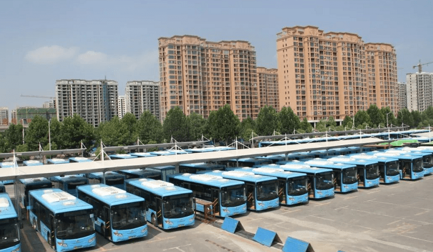 南阳16辆宇通纯电动公交车今起在21路上线运行_腾讯新闻