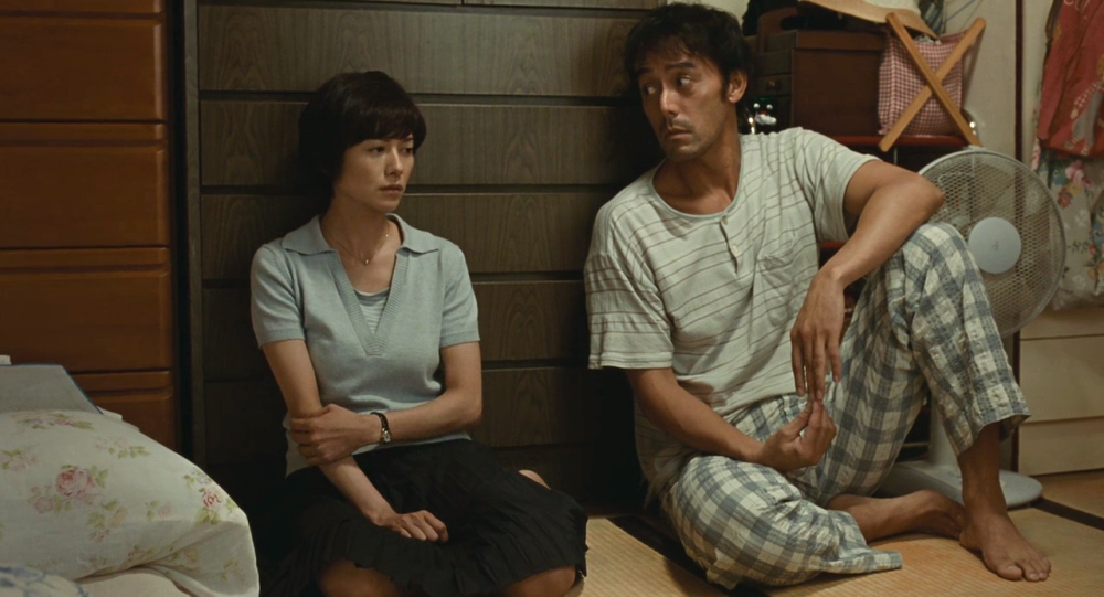 比海更深亲情比海深所以过年你回家吗