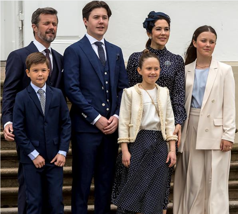 丹麦王室60多年来诞生的首个女孩,洗礼时就收古董胸针,颜值也高_腾讯