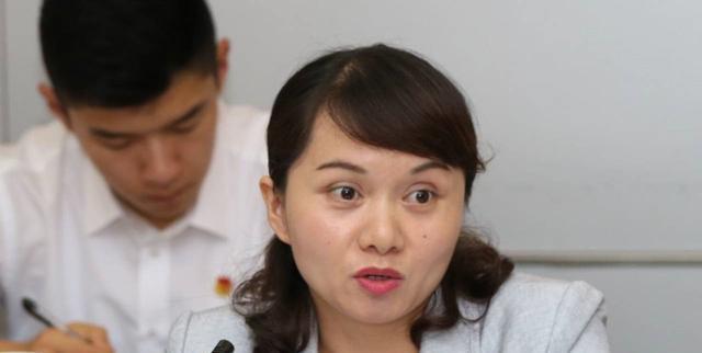 "大眼睛女孩"苏明娟现状如何?如今家庭事业双丰收,官至副厅级