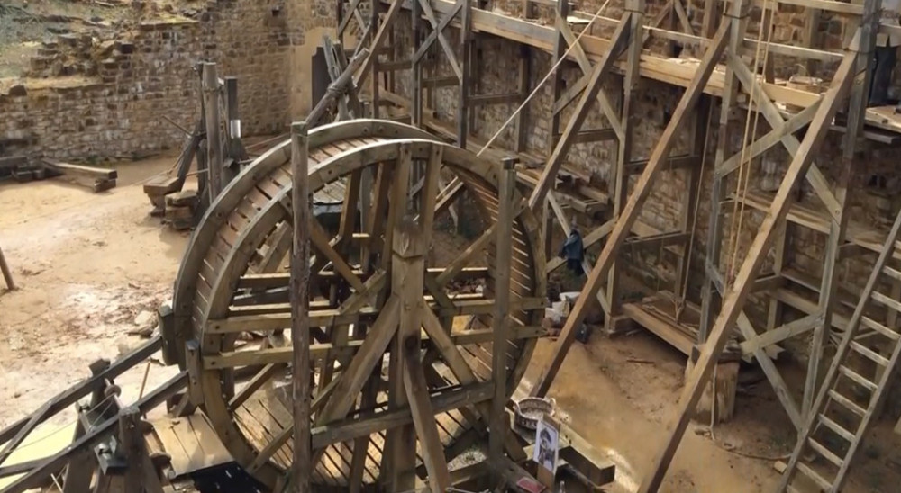 踏轮起重机操作员光听标题你可能会觉得起重机操作员怎么会是最糟的