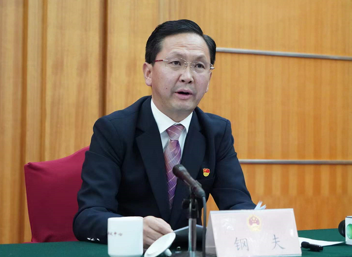 青海省人大代表,河南蒙古族自治县县委副书记,县长 钢夫河南县是全省