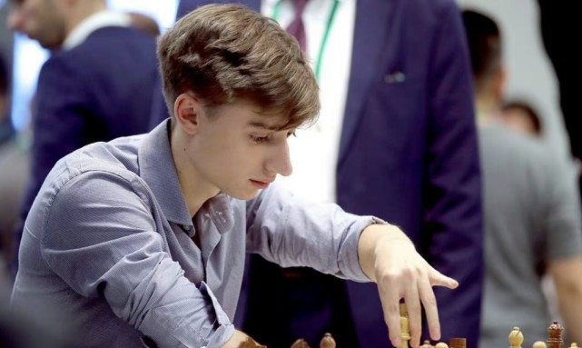 荷兰维克安泽国际象棋超级赛,俄罗斯棋手杜波夫拒戴口罩出赛被判负