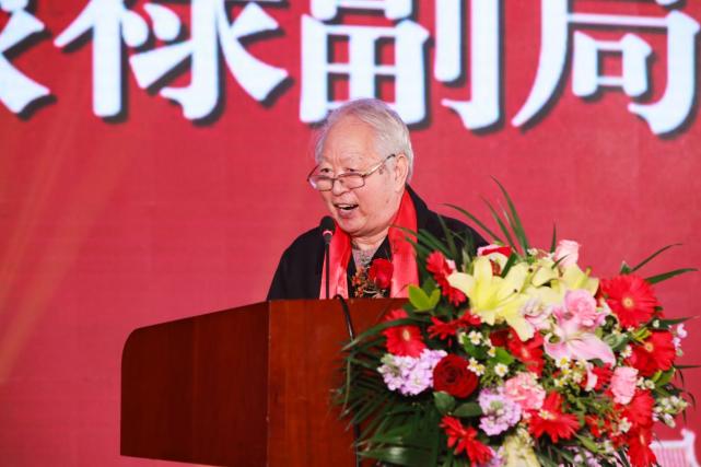 《祝愿歌《外婆的澎湖湾》知名国学公益传播者天豪大侠(原名:和文豪