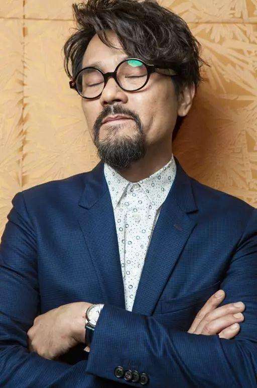 55岁林家栋的演艺之路,曾因被罗文逐出师门而改变了一生