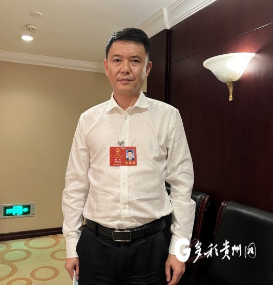 贵州省人大代表,赫章县委书记颜岭颜岭表示,回到赫章