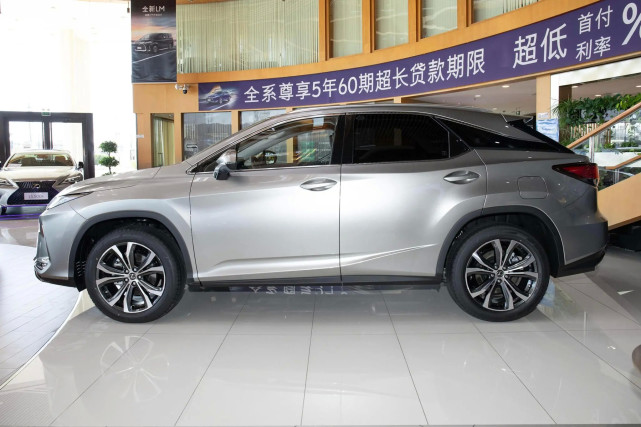 2022款雷克萨斯rx300正式到港20t6at四驱舒适豪华