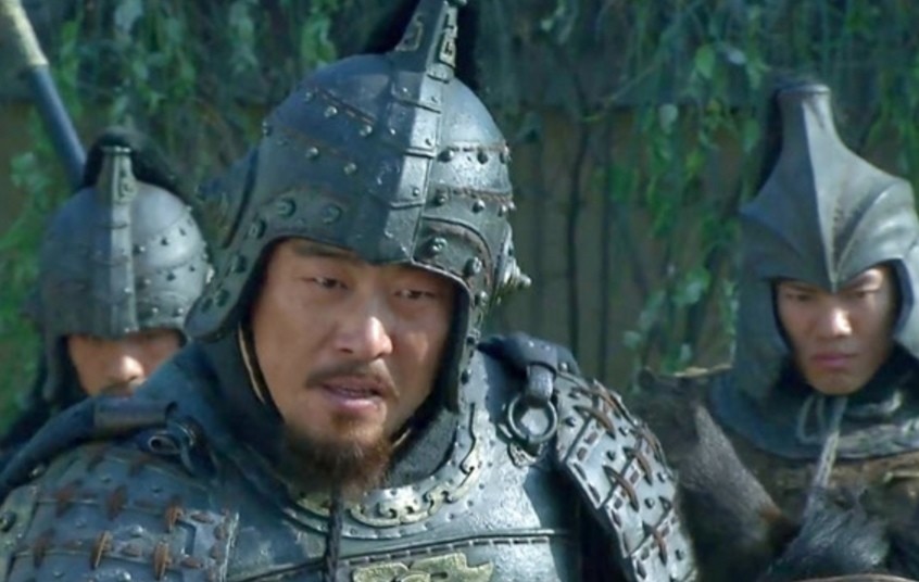 许褚被张飞刺中肩膀落马,为何后来他不找张飞报仇?_腾讯新闻