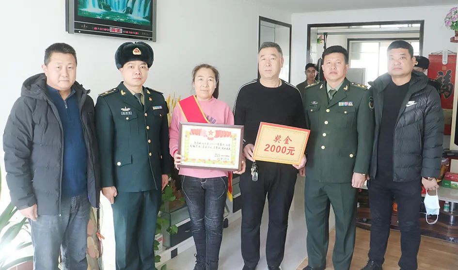 氛围,近日,中国人民解放军96853部队政治处副主任张瑞峰联合县人武部