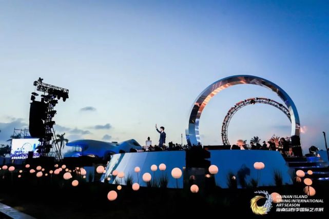 是什么让我一直安利这场海边音乐会