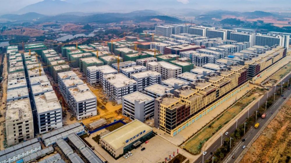 目前肇庆高新区已有万洋众创城,宏光生物科技园,钜溢大旺智创园,5g