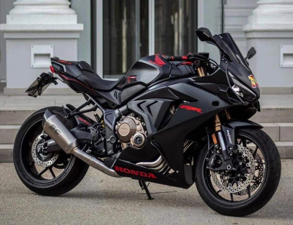 1200cc排量进口摩托车卖20万没有国产竞争的市场就是这么悲哀