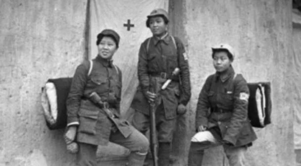 组成西路军开始西征,妇女独立团改为妇女抗日先锋团,共计1300多名女