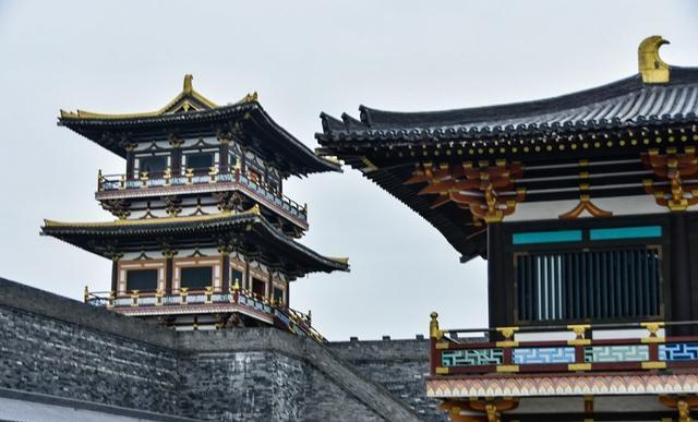 三国历史中的穿帮镜头i那些穿越到东汉的冷兵器