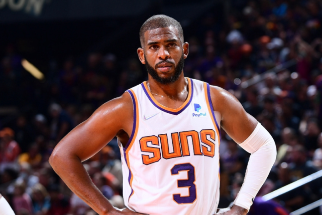而最近nba名嘴史蒂芬·a·史密斯在节目中表达了对于保罗在全明星投票