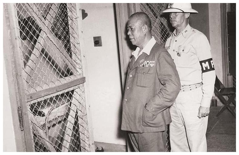 一锁匠无意中挖出了二战日军宝藏 价值2亿美元 结果却悲剧了 腾讯新闻