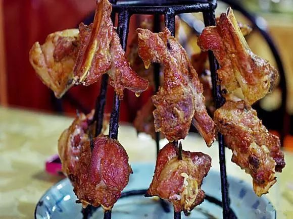 架子肉,攒劲美食,新疆人真豪迈!