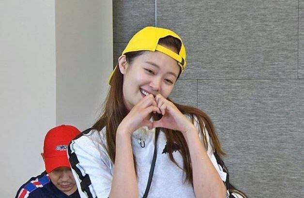 全昭旻带伤录制runningman她真的很疯