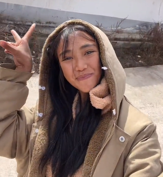 19岁凉山孟阳翻车安置房除了床没别的东西被嘲像临时休息用的