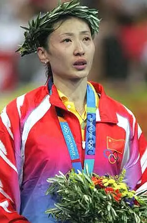 奥运冠军张宁情感和事业有泪有痛离婚又再婚现在过得怎样