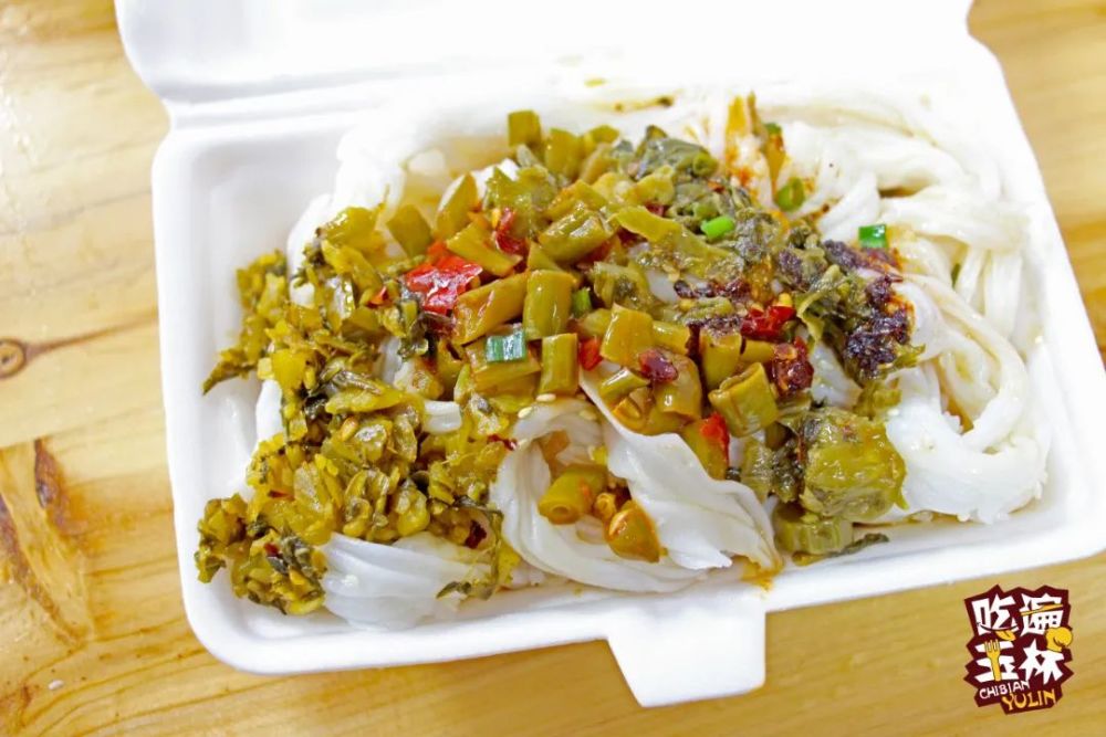 找到了玉林这家藏得很深的泡沫箱式肠粉才3块钱一份