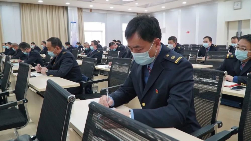 银川电务段召开2022年工作会议