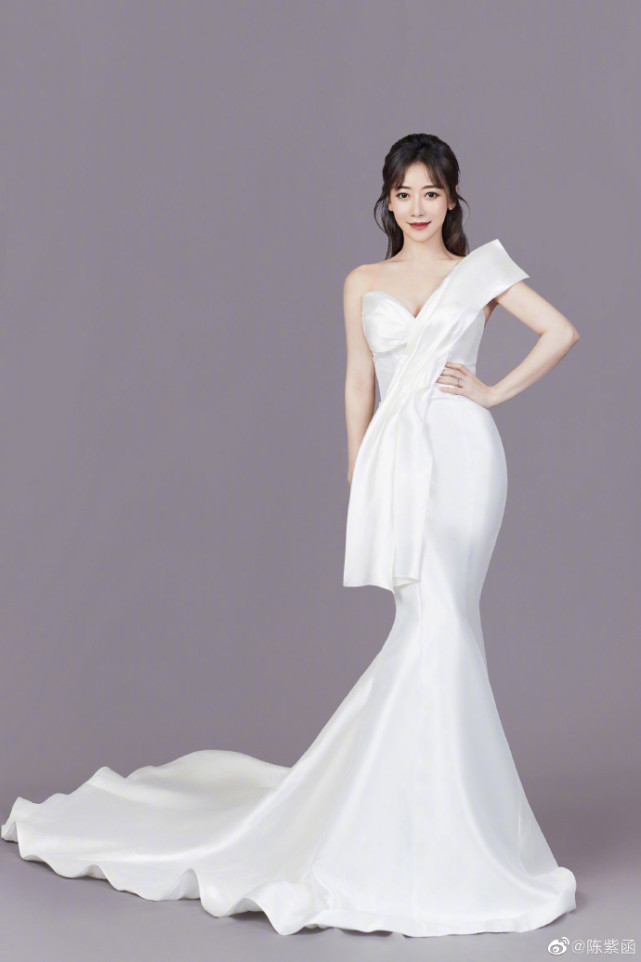 陈紫函的《男人装》