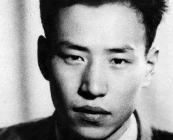 惧寒酸酷暑,飘扬过海,历经各种考验,学成知识,后回来报效国家,刘允斌