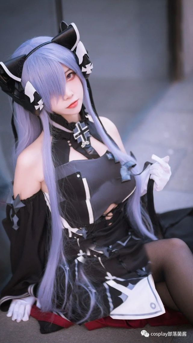 cos:碧蓝航线奥古斯特cos场照@二佐