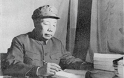 1933年,王盛榮提出了想要組建