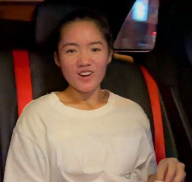 李勒优数学考二三十分,崔妈妈无语,请长假来大连补课