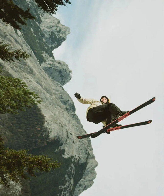 雷系美人脸,坚毅又有故事