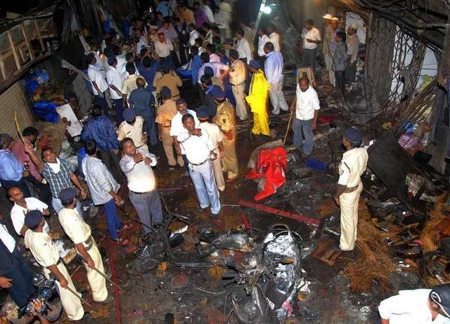 2008年10名恐怖分子屠杀195人,印度却迟迟无法应对