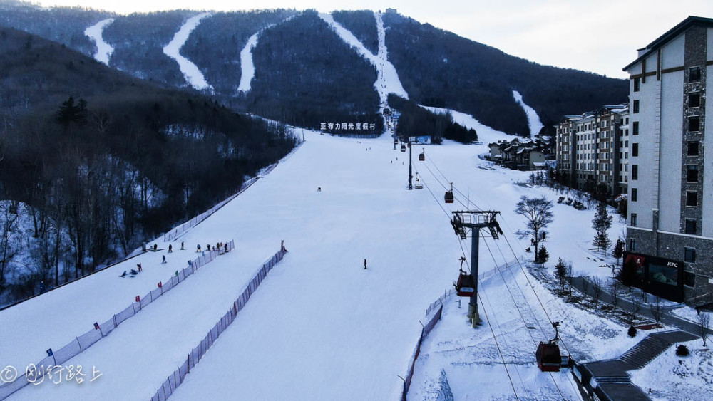 亚布力滑雪场世界国家级滑雪旅游度假地