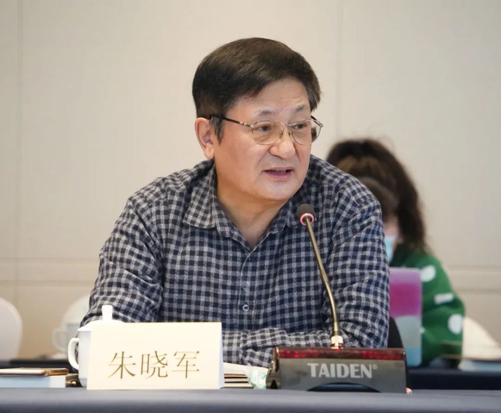 作者朱晓军为什么是龙港?