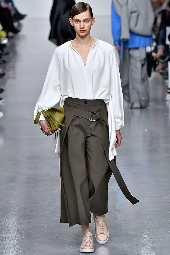 一条不平凡裤子裤子设计细节大合集设计师必须收藏起来