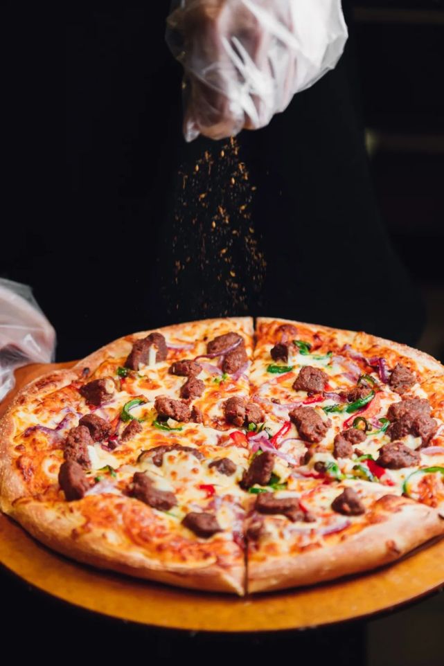 安格斯牛肉披萨,重庆人吃上"瘾"了!