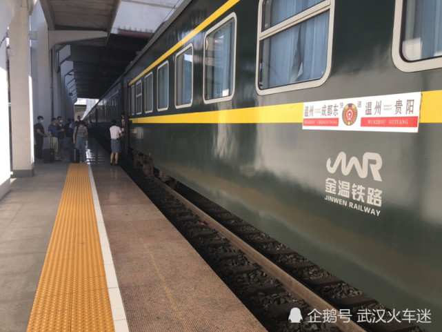 笔者此行将从荆门站出发,乘坐k1257次列车,沿焦柳铁路,鸦宜铁路
