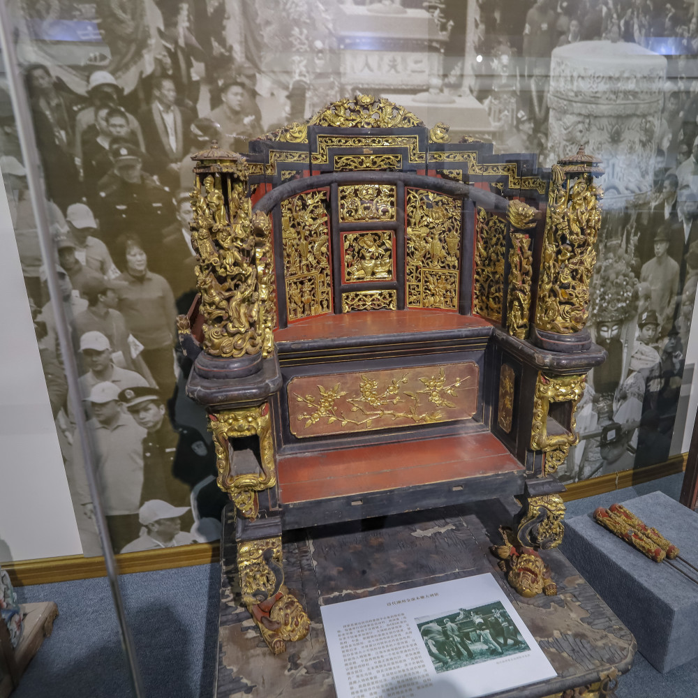 潮州博物馆的镇馆之宝府楼猴木雕潮汕独特的文化景观