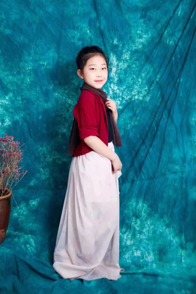 主持风采山东少儿春晚小主持人刘美辰